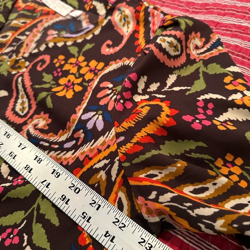Floral Paisley V-Neck Tunic Top - Picture 8 of 11